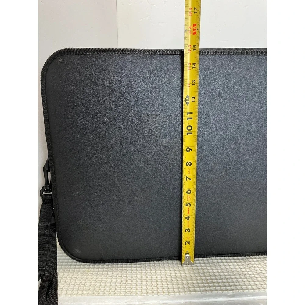 Land Rover Black Collapsible Rear Cargo Trunk Organizer Good has stains